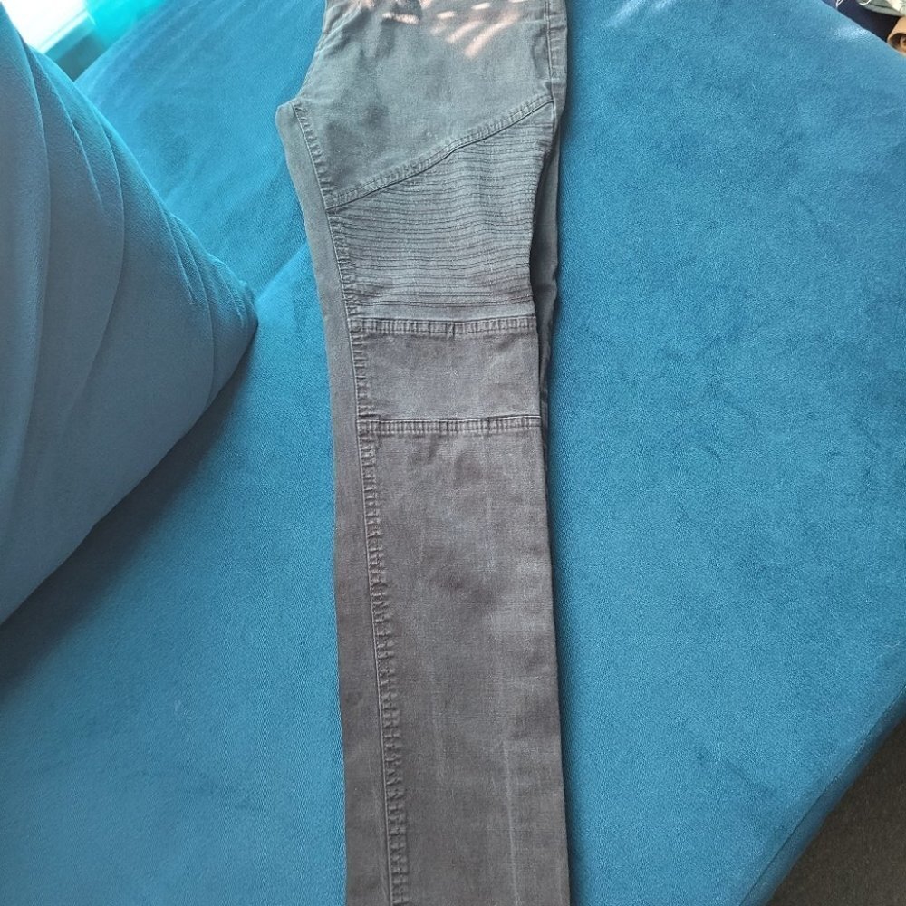 Black men jeans